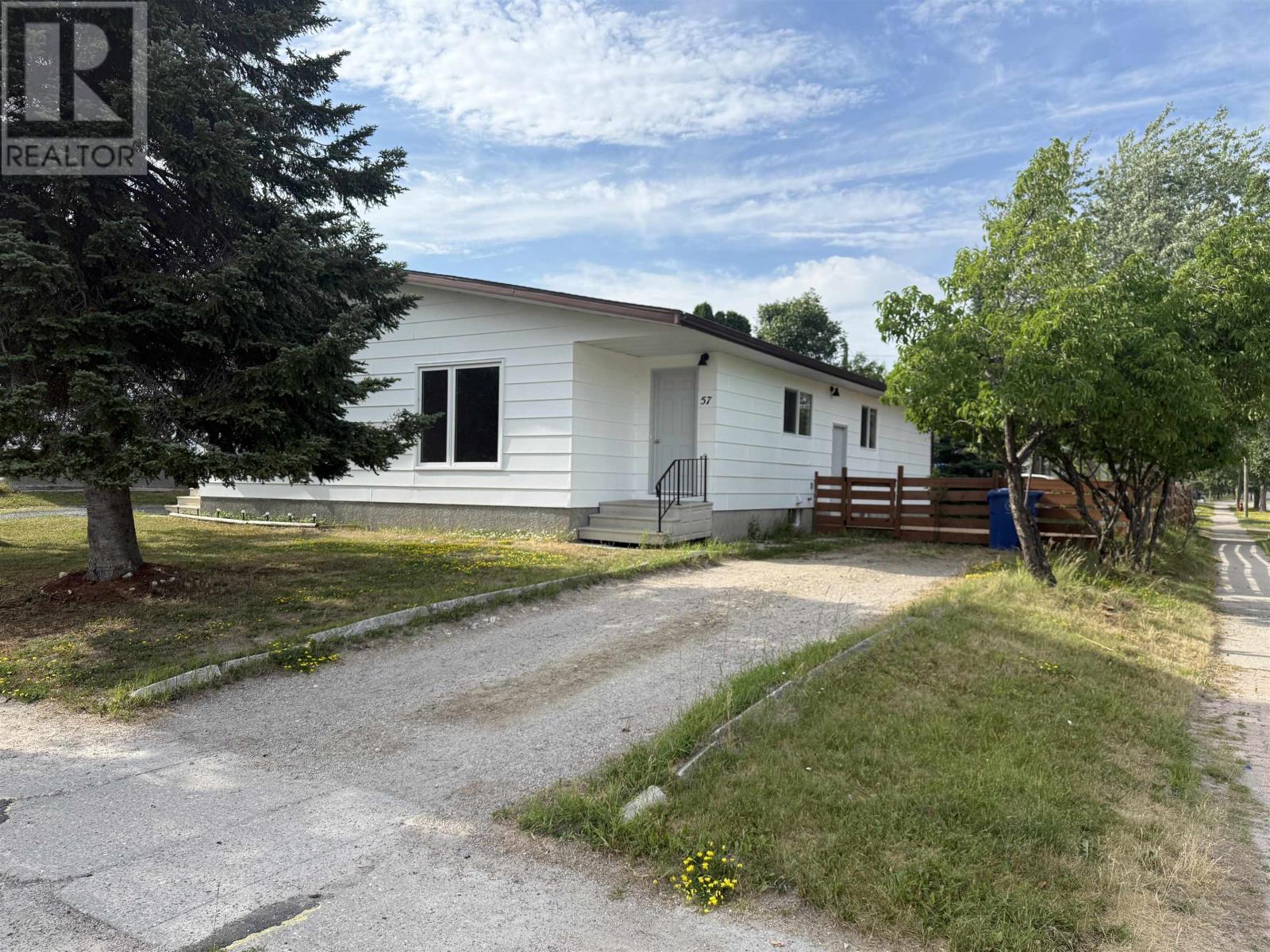 57 Ingall DR, dryden, Ontario