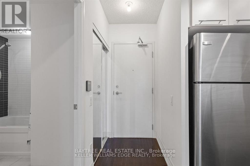 2308 - 25 Carlton Street, Toronto, Ontario  M5B 1L4 - Photo 1 - C13574708