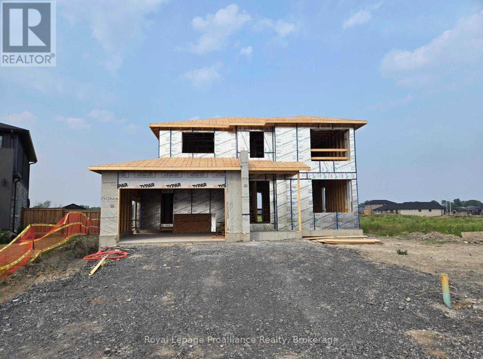 15 Horton Court, Belleville, Ontario  K8P 0G7 - Photo 2 - X13014608