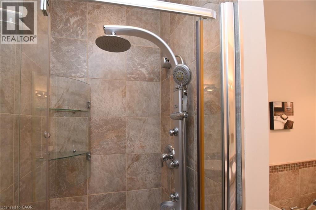 1087 Maplehurst Avenue, Burlington, Ontario  L7T 3G3 - Photo 17 - 40844958