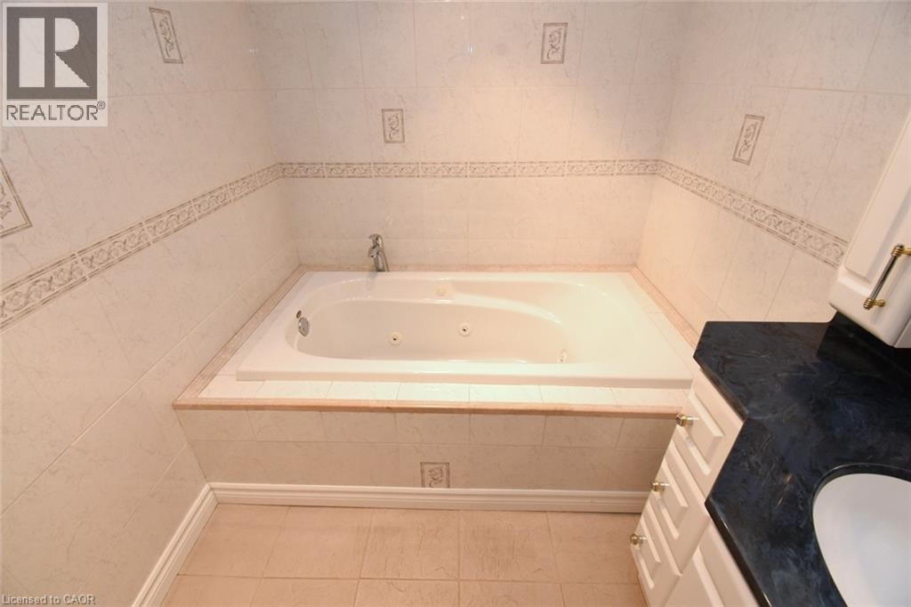 1087 Maplehurst Avenue, Burlington, Ontario  L7T 3G3 - Photo 27 - 40844958
