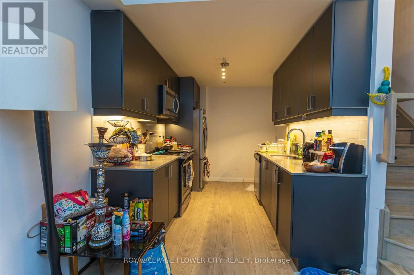 Th37 - 1050 Portage Parkway W, Vaughan, Ontario L4K 2M7 - Photo 10 - N13575690