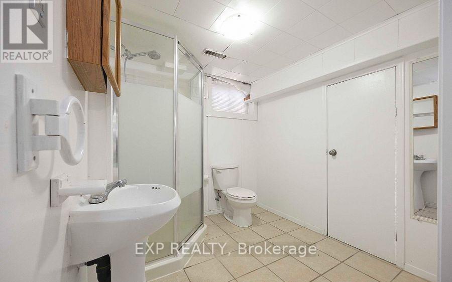218 Ashlar Road, Richmond Hill, Ontario  L4C 2W6 - Photo 18 - N13575698