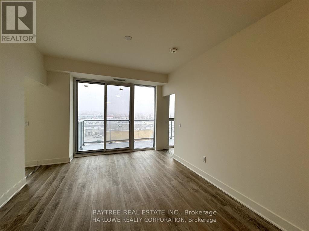 605 - 185 Deerfield Road, Newmarket, Ontario L3Y 0G7 - Photo 6 - N13574696