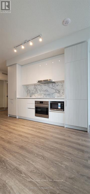 4106 - 195 Commerce Street, Vaughan, Ontario  L4K 0P9 - Photo 1 - N13574698