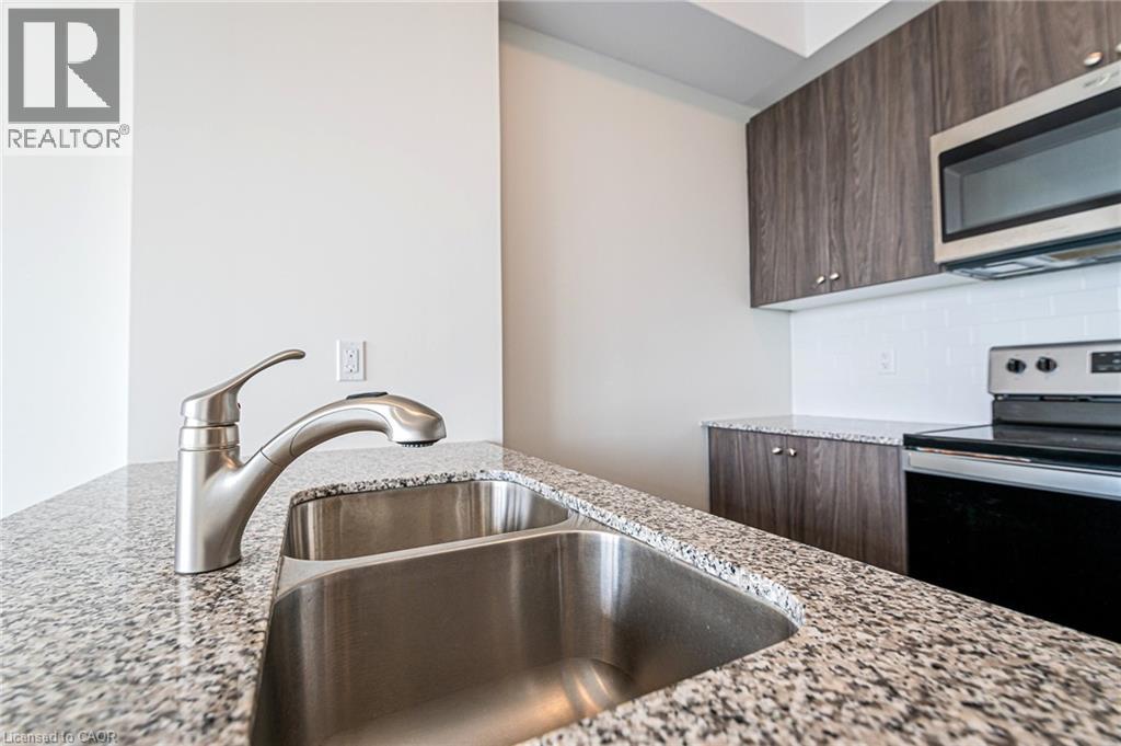 60 Charles Street W Unit# 1106, Kitchener, Ontario  N2G 0C9 - Photo 8 - 40848875