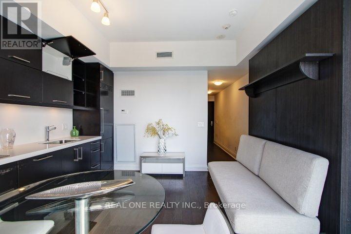4705 - 1080 BAY STREET - Photo 9