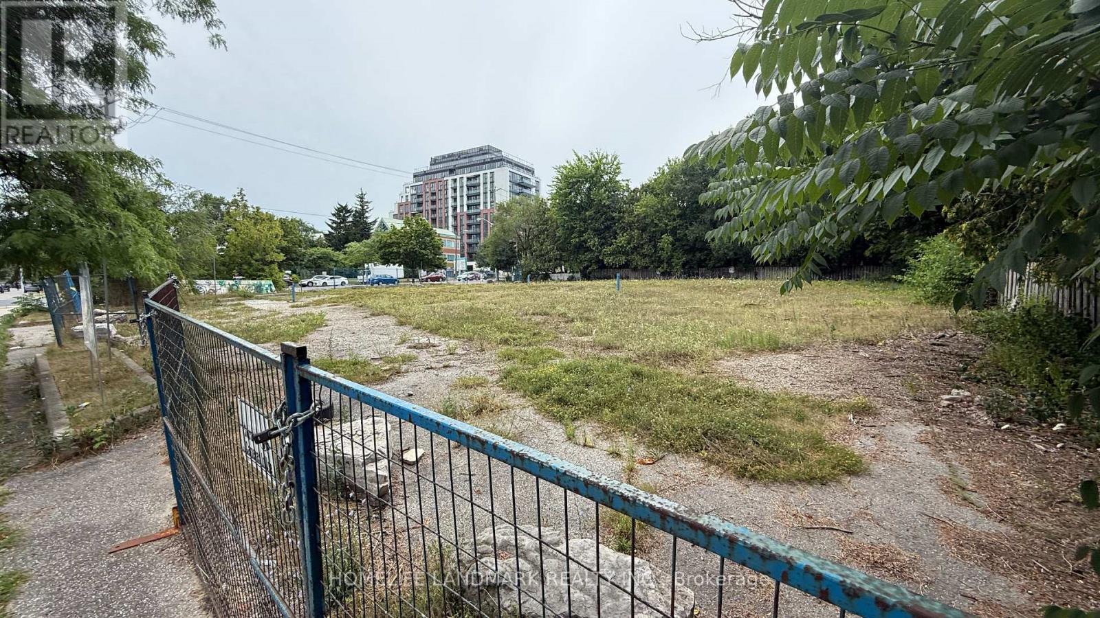 720 Sheppard Avenue E, Toronto, Ontario  M2K 1B7 - Photo 10 - C13575986