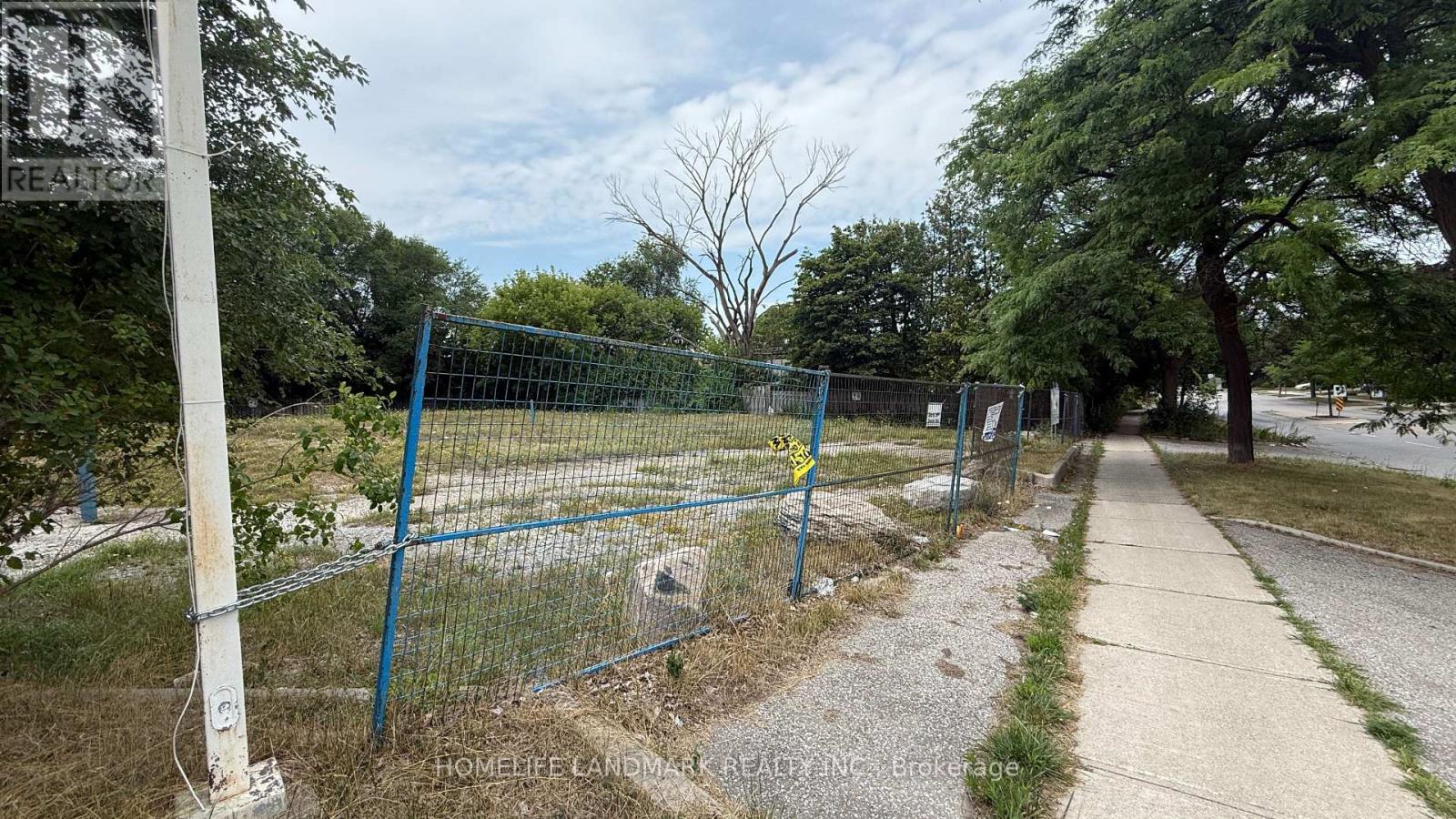 720 Sheppard Avenue E, Toronto, Ontario  M2K 1B7 - Photo 14 - C13575986