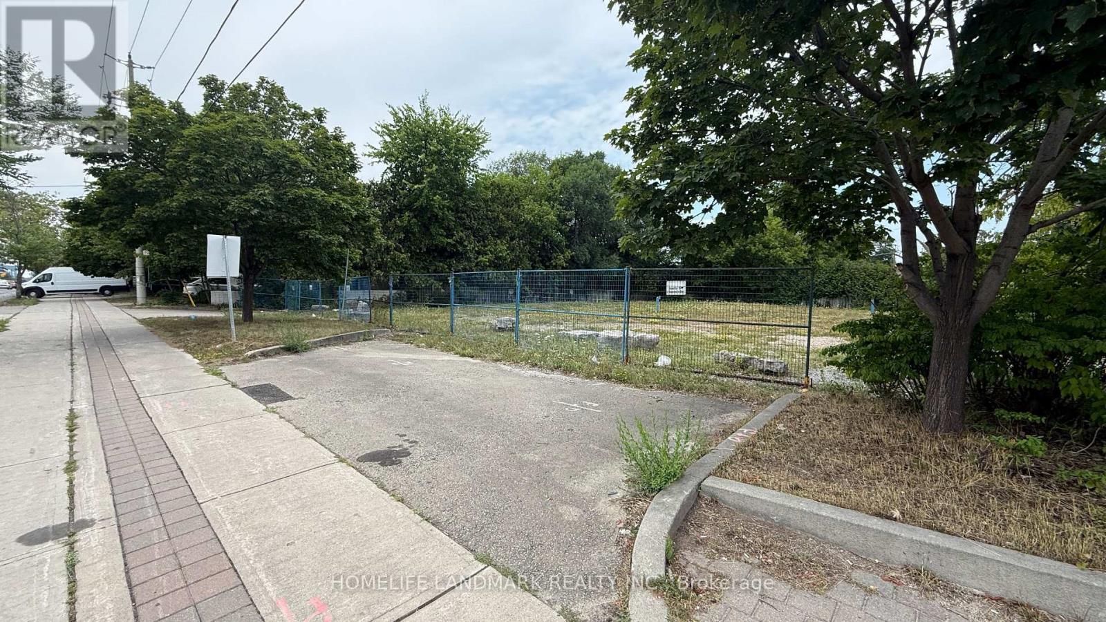 720 Sheppard Avenue E, Toronto, Ontario  M2K 1B7 - Photo 15 - C13575986