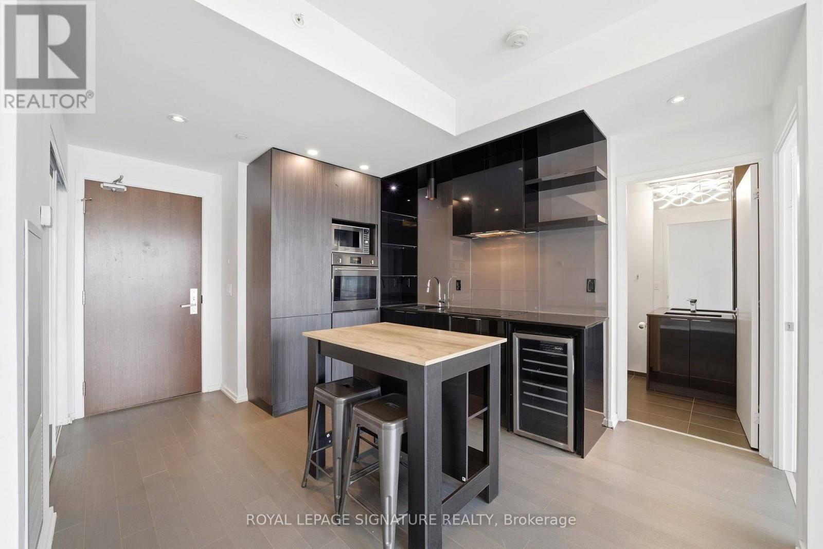 1916 - 70 Temperance Street, Toronto, Ontario  M5H 4E8 - Photo 4 - C13576044