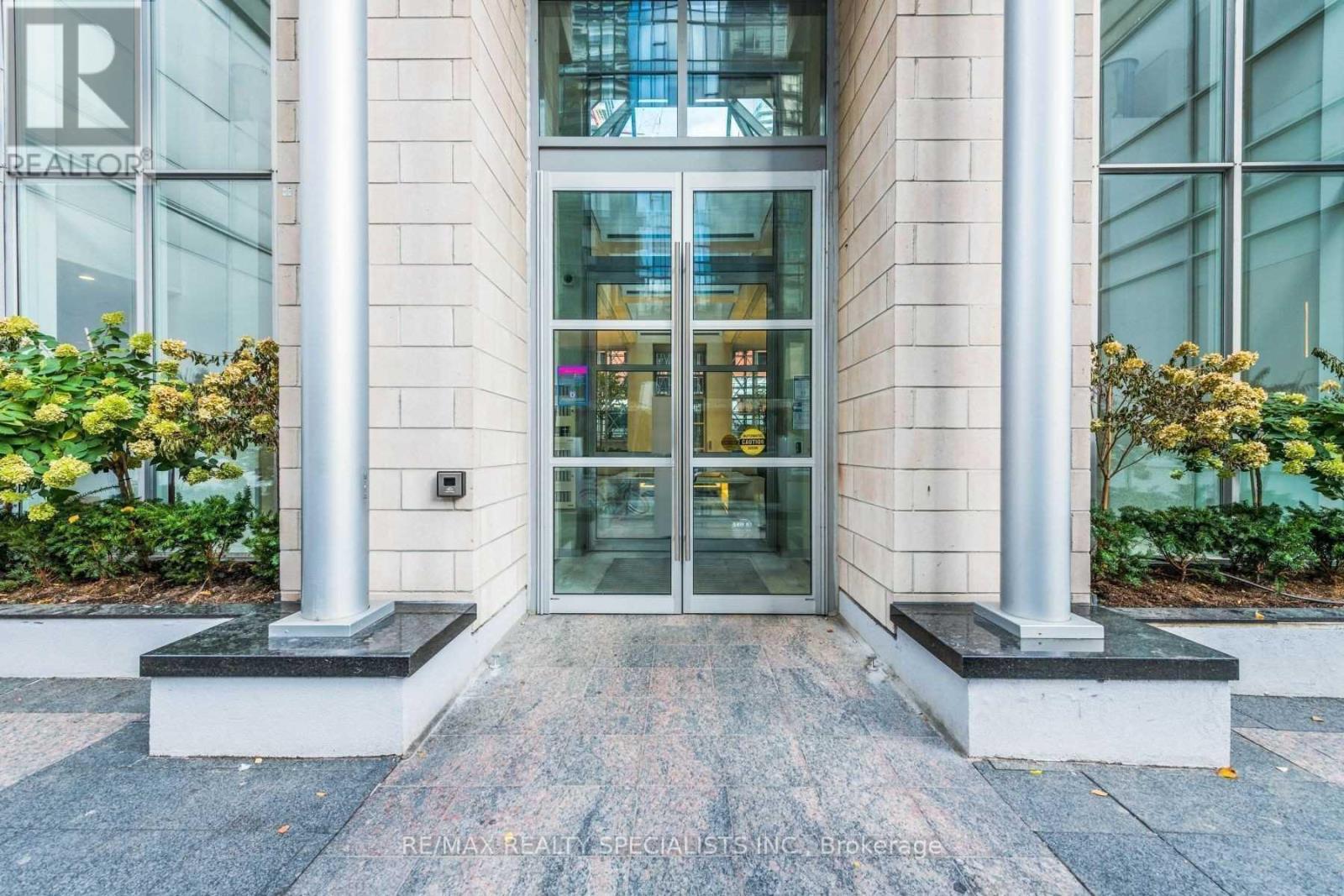 529 - 250 Wellington Street, Toronto, Ontario M5V 3P6 - Photo 2 - C13576074
