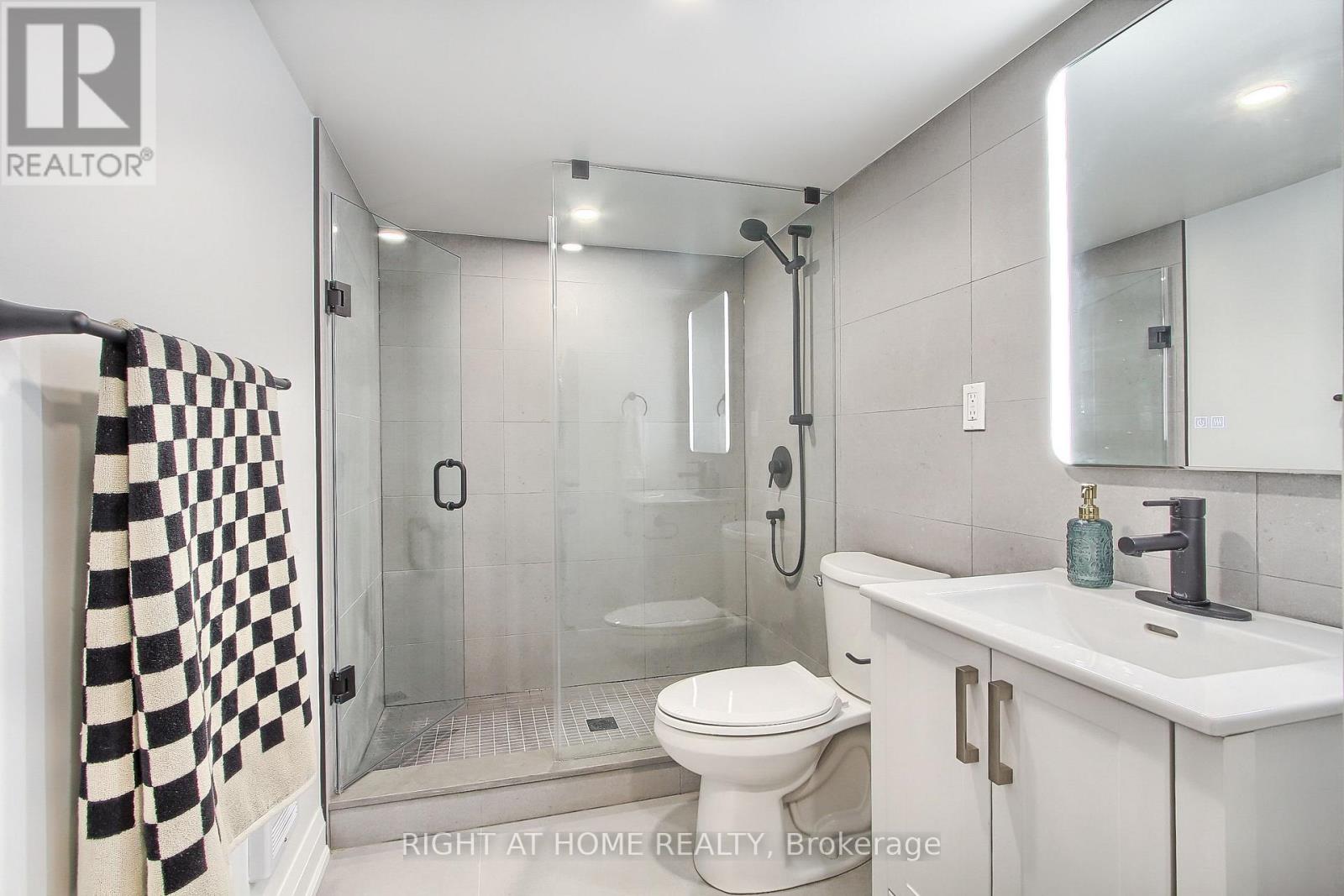Unit 4 - 1201 Dovercourt Road, Toronto, Ontario  M6H 2Y1 - Photo 12 - C13576086