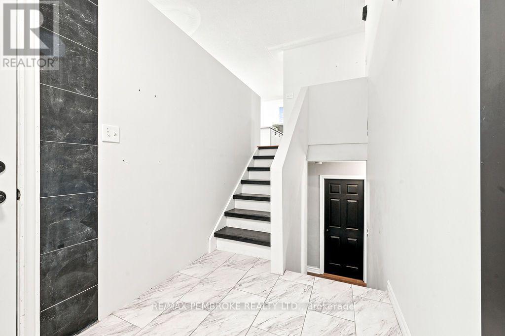 180 Garden Street, Pembroke, Ontario  K8A 2H3 - Photo 8 - X13535086