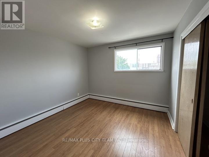 #02 - 164 Westmount Street, Oshawa, Ontario  L1J 4X4 - Photo 6 - E13575734