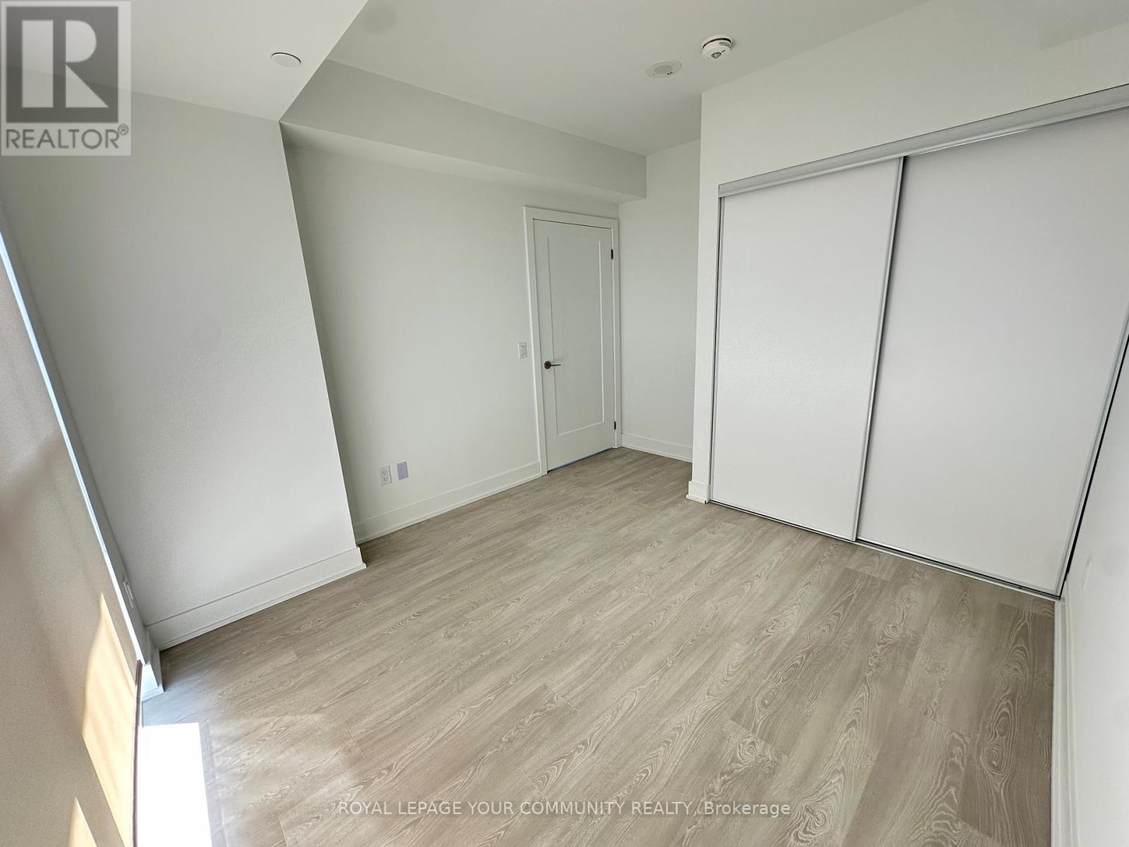 2001 - 2545 Simcoe Street N, Oshawa, Ontario  L1L 0W3 - Photo 17 - E13575790