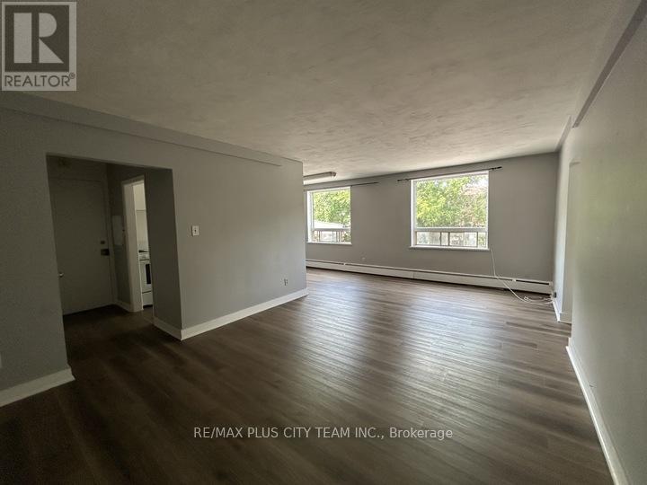 06 - 316 Saguenay Avenue, Oshawa, Ontario  L1J 2N1 - Photo 3 - E13575816