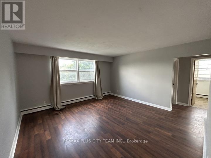 01 - 399 Elmgrove Avenue, Oshawa, Ontario  L1J 2C6 - Photo 2 - E13575864