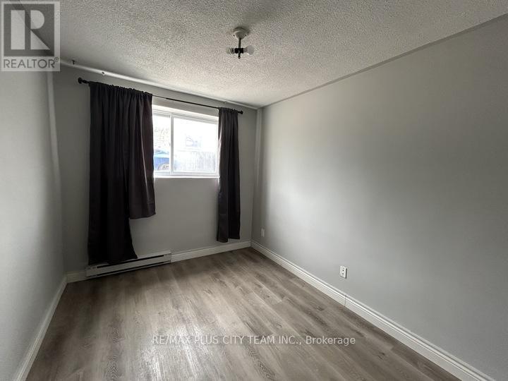 101 - 200 Park Road, Oshawa, Ontario  L1J 4L8 - Photo 5 - E13575918