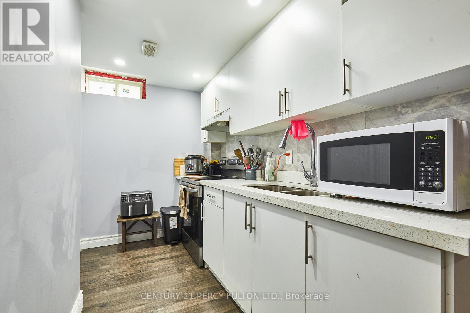 91 Laprade Square, Clarington, Ontario  L1C 0C9 - Photo 7 - E13575950