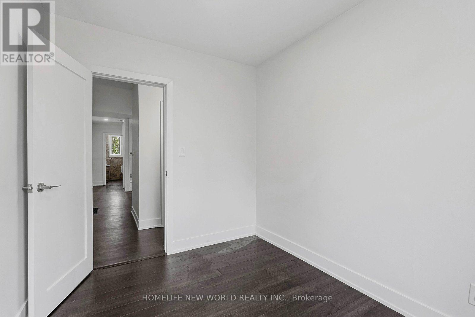 1842 Dundas Street E, Toronto, Ontario  M4L 1M5 - Photo 18 - E13576042