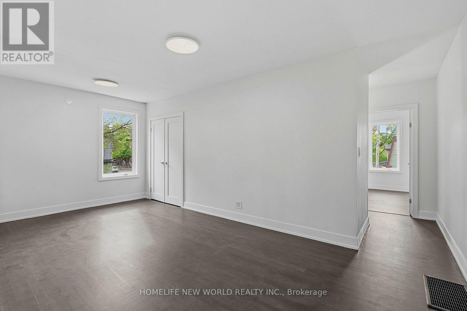 1842 Dundas Street E, Toronto, Ontario  M4L 1M5 - Photo 4 - E13576042