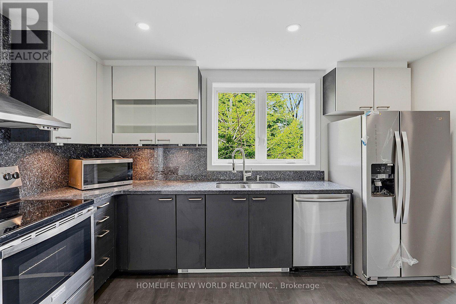1842 Dundas Street E, Toronto, Ontario  M4L 1M5 - Photo 9 - E13576042