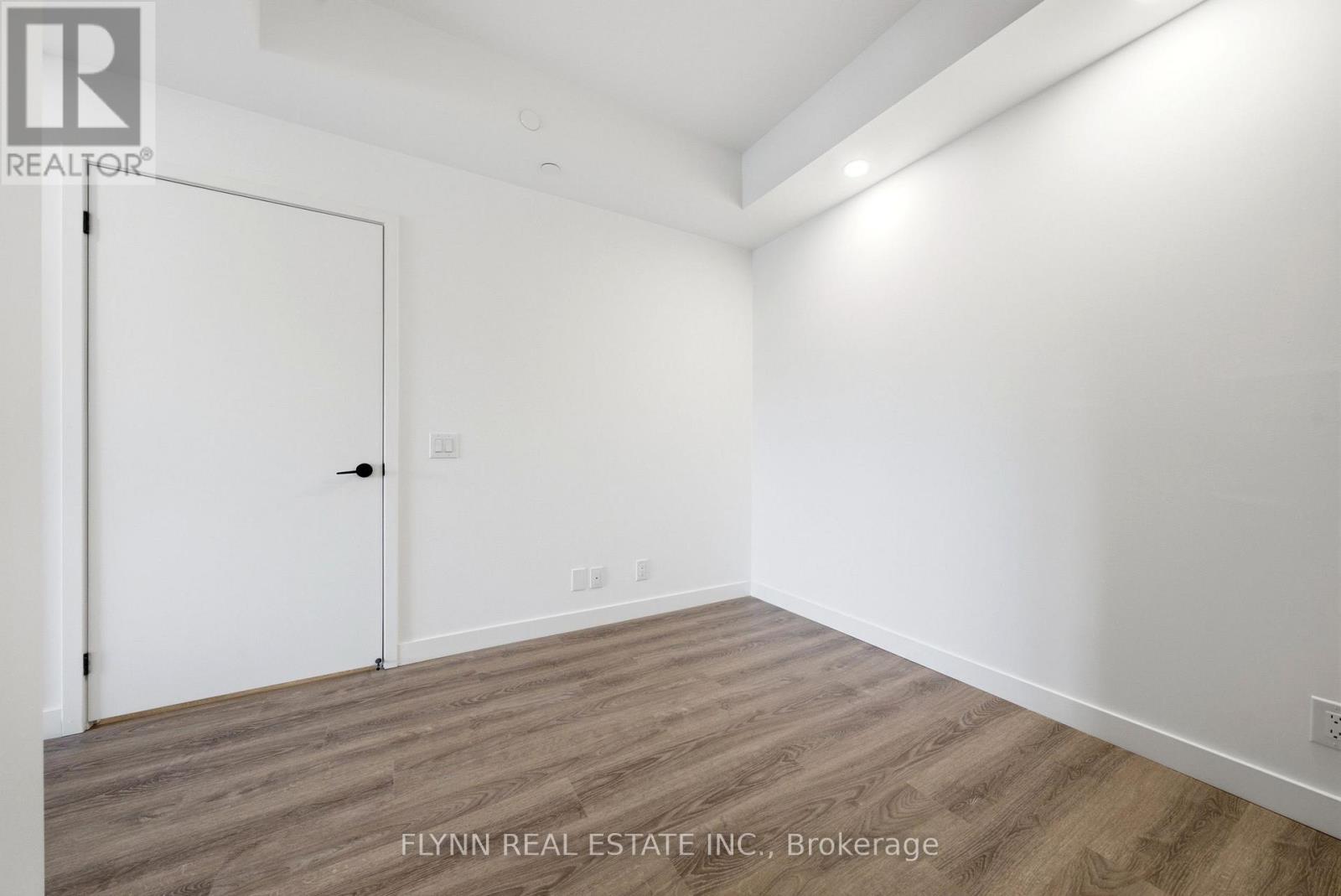 315 - 1050 Eastern Avenue, Toronto, Ontario  M4L 0B7 - Photo 10 - E13576050
