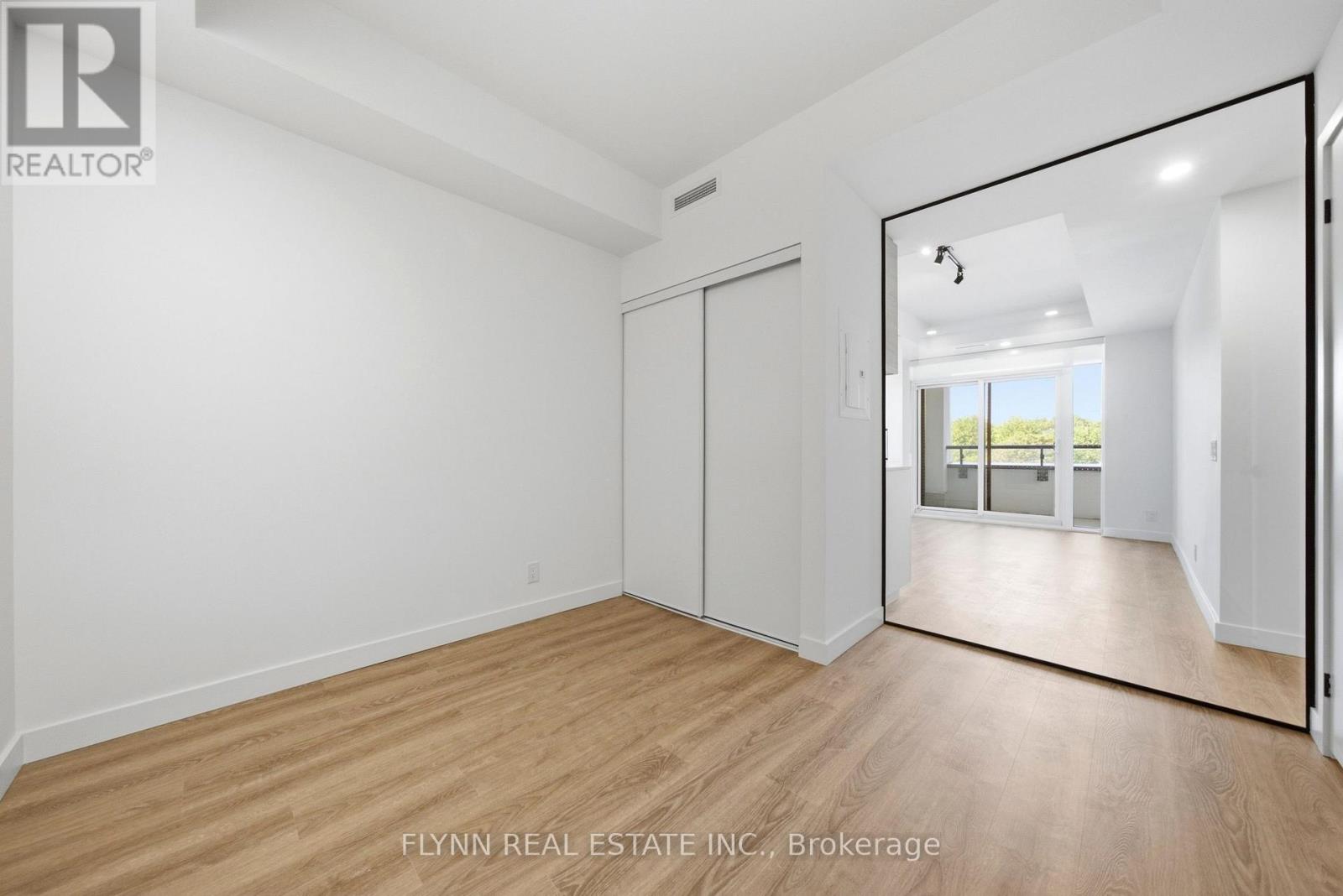 315 - 1050 Eastern Avenue, Toronto, Ontario  M4L 0B7 - Photo 8 - E13576050