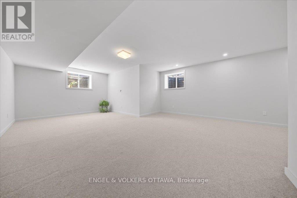 699 Honeydew Street, Ottawa, Ontario  K1X 0K5 - Photo 29 - X13575980
