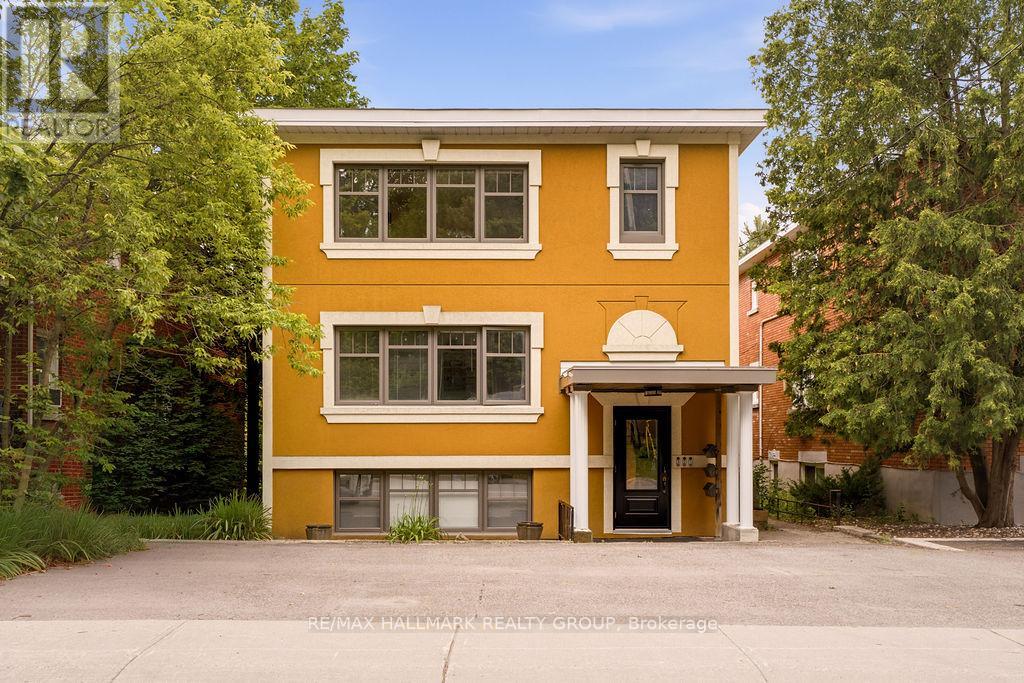 1 - 34 LAVERGNE STREET, Ottawa, Ontario