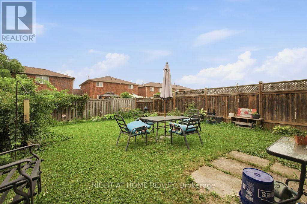168 Sydenham Wells, Barrie, Ontario  L4M 6T3 - Photo 19 - S13575770