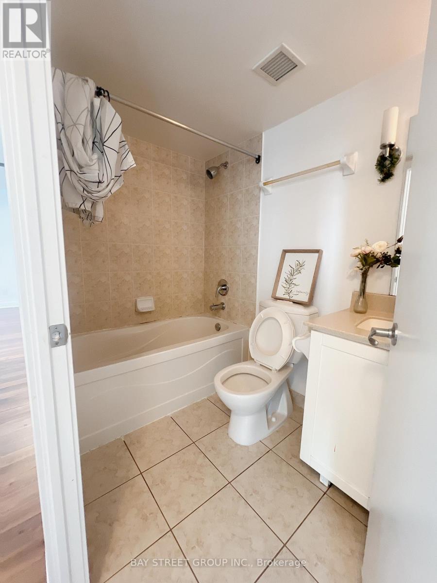 956 - 25 Viking Lane, Toronto, Ontario  M9B 0A1 - Photo 18 - W13575834