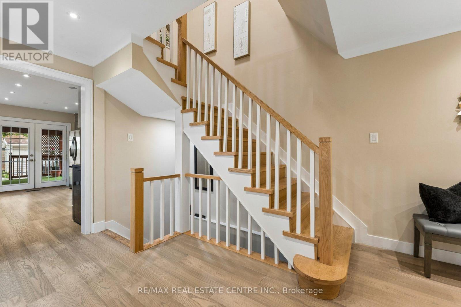 44 Adam Street, Brampton, Ontario  L6Z 2R9 - Photo 5 - W13575998