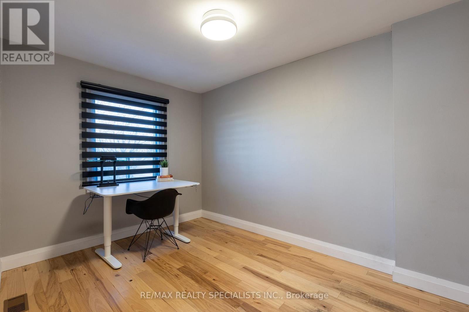 11 Dayton Avenue, Toronto, Ontario  M8Z 3L8 - Photo 14 - W13576112