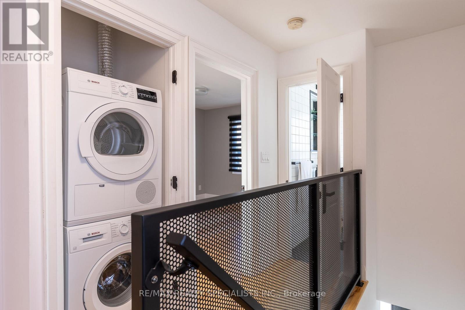 11 Dayton Avenue, Toronto, Ontario  M8Z 3L8 - Photo 19 - W13576112