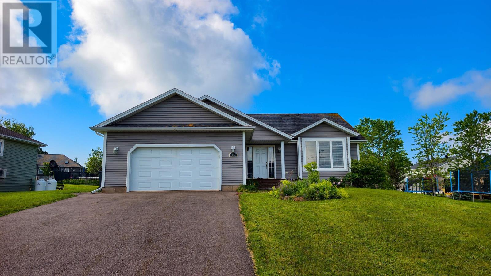15 Gordon Day Drive, Stratford, Prince Edward Island