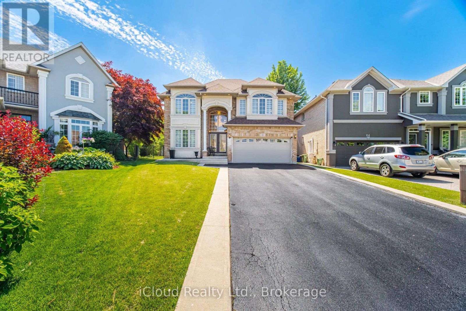 88 SOUTHCREEK COURT, Hamilton (Ancaster)