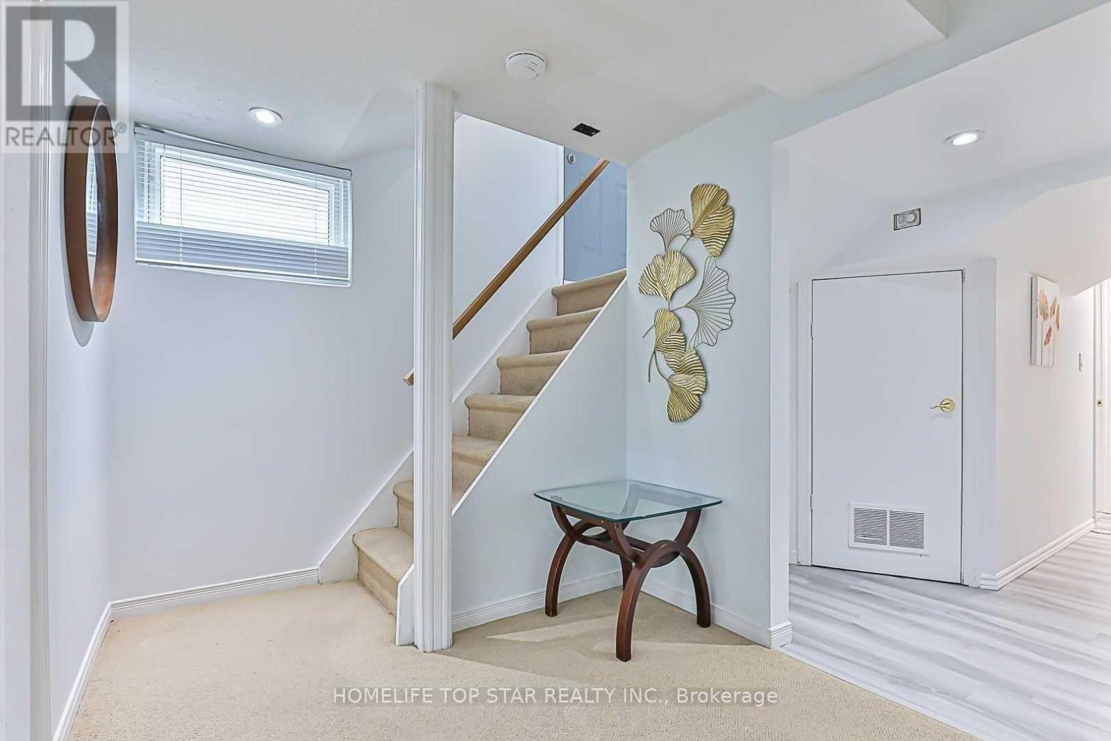 BASEMENT - 209 CONNAUGHT AVENUE, Toronto, Ontario