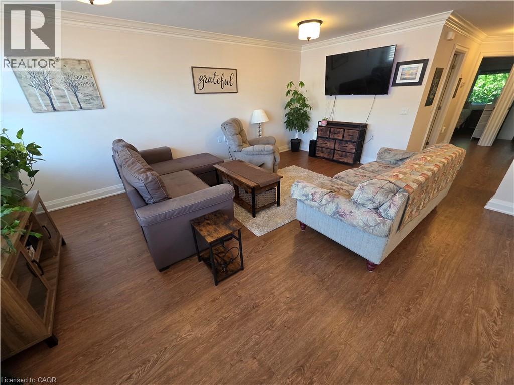 58 Szollosy Circle, Hamilton, Ontario  L9B 1T8 - Photo 5 - 40844783