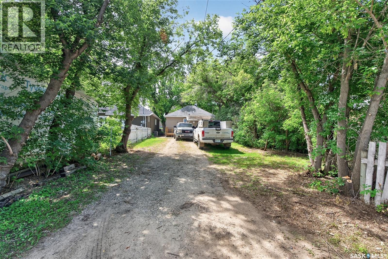 40 Iroquois Street E, Moose Jaw, Saskatchewan  S6H 4S8 - Photo 34 - SK042767