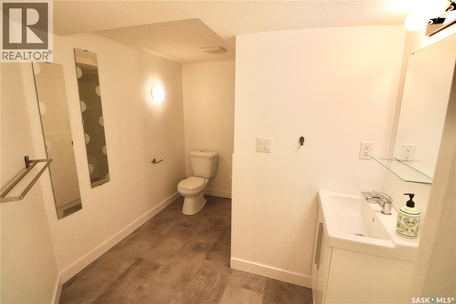 3920 Montague Street, Regina, Saskatchewan  S4S 3J5 - Photo 14 - SK042765
