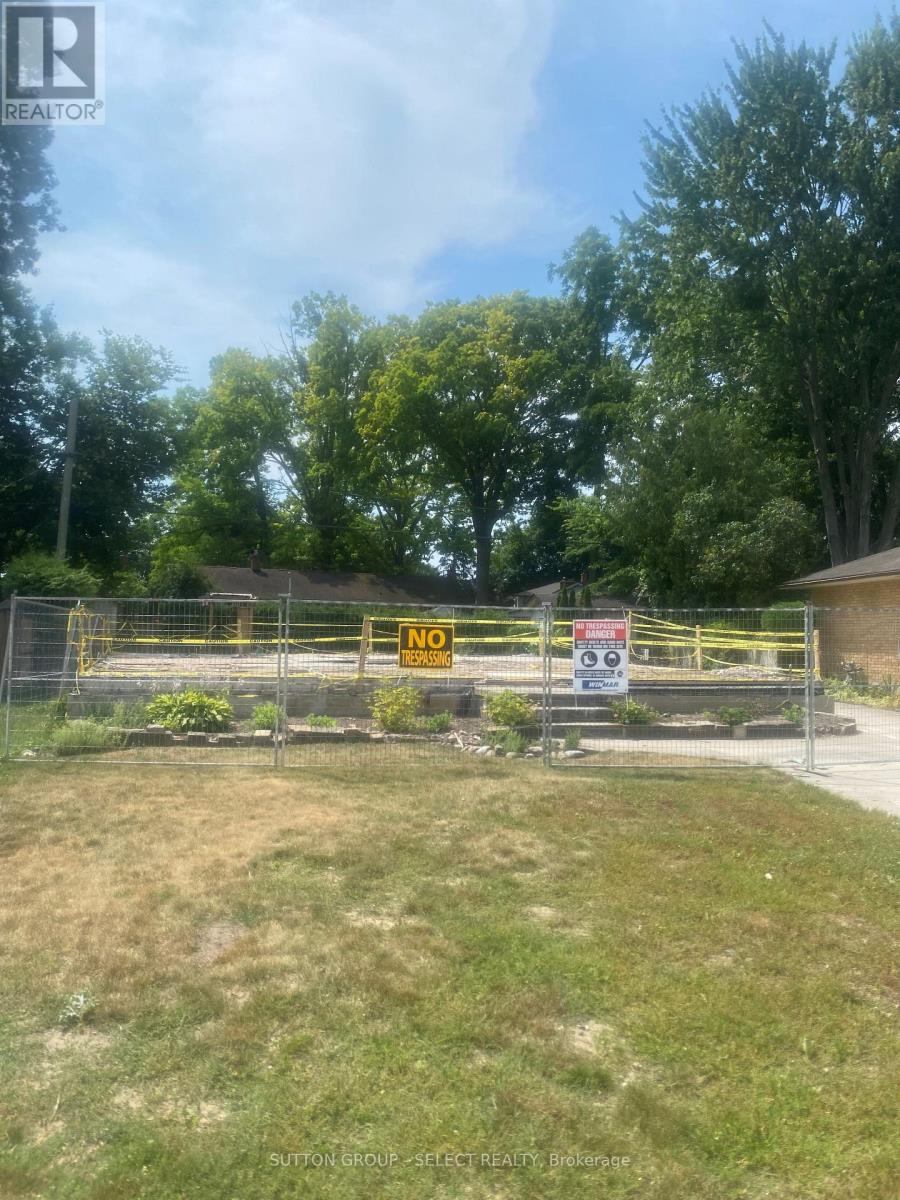 17 Arcadia Crescent, London East, Ontario  N5W 1P5 - Photo 2 - X13576148