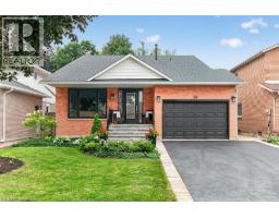 30 CARRIAGEGATE Drive, hamilton, Ontario