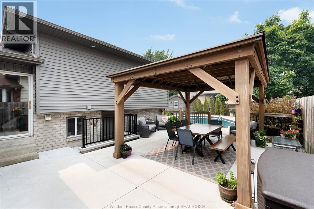 12057 St. Thomas, Tecumseh, Ontario  N8N 3V6 - Photo 25 - 26017127