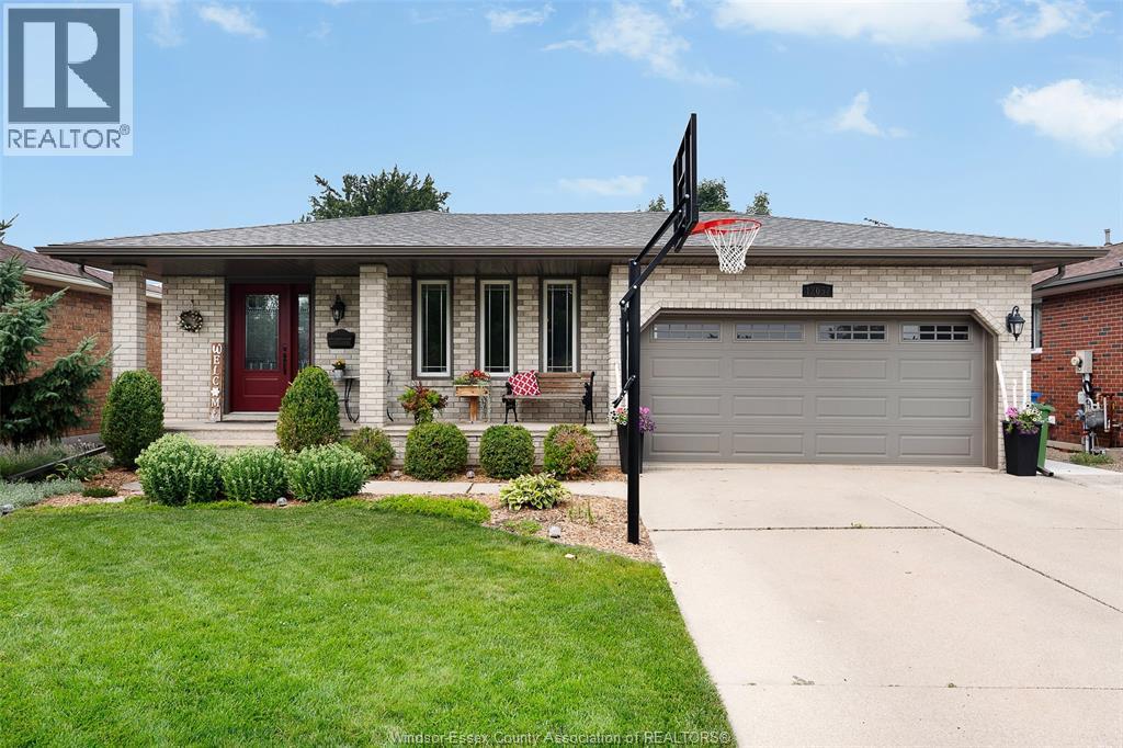 12057 St. Thomas, Tecumseh, Ontario  N8N 3V6 - Photo 3 - 26017127