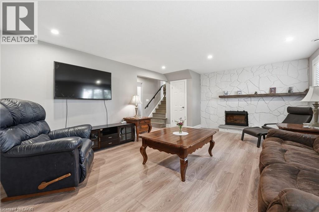 328 Mcneilly Road, Stoney Creek, Ontario  L8E 5H4 - Photo 20 - 40849029