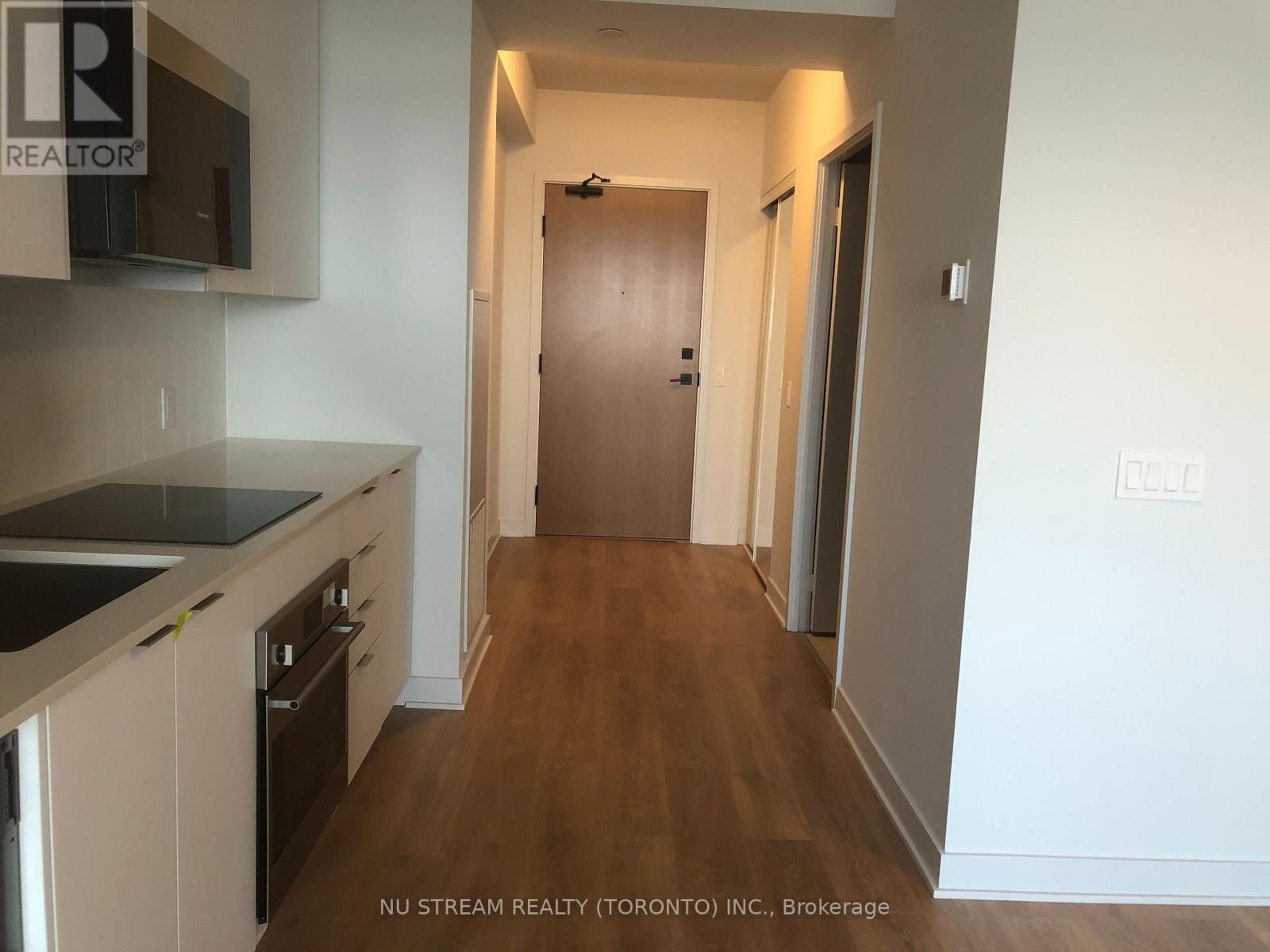 3809 - 2920 Highway 7 Road W, Vaughan, Ontario  L4K 0P4 - Photo 3 - N13576244