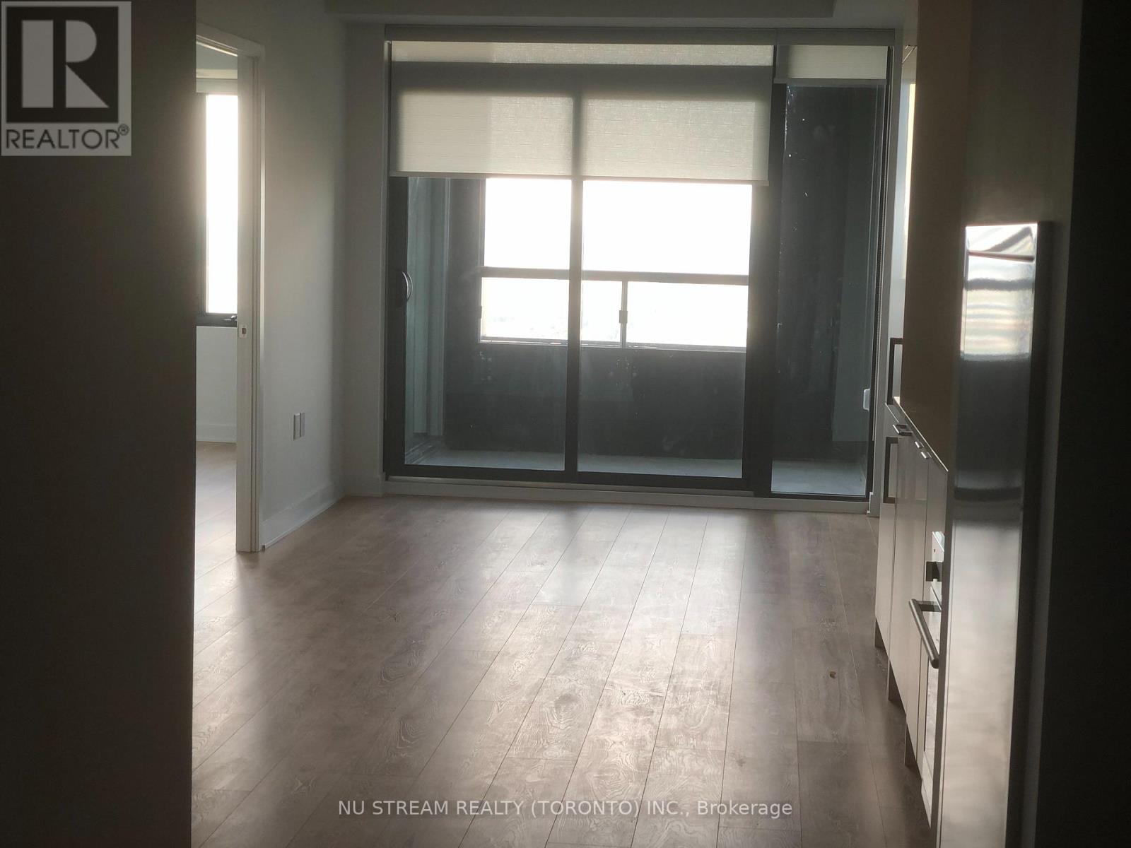 3809 - 2920 Highway 7 Road W, Vaughan, Ontario  L4K 0P4 - Photo 5 - N13576244