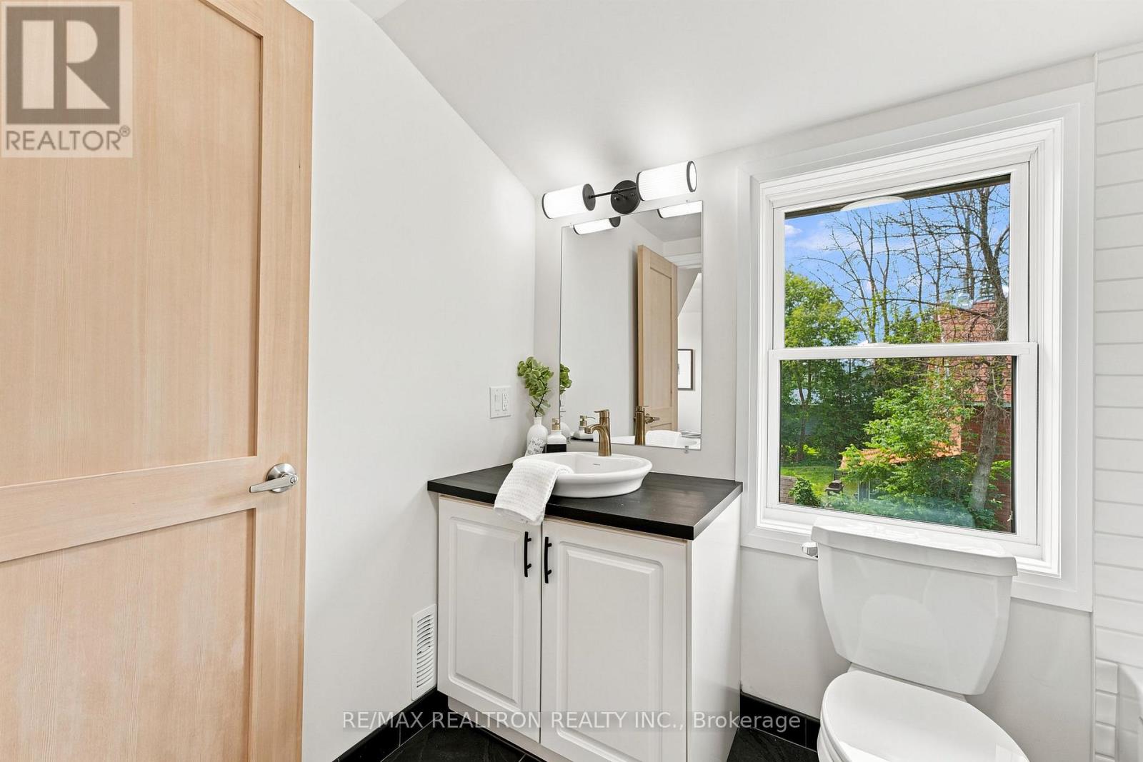 4363 Hepinstall Landing, Severn, Ontario  L0K 2B0 - Photo 35 - S13576186